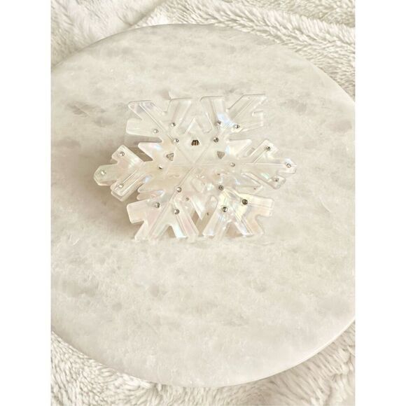White Iradecent snowflake hair claw with rhinestone  - Picture 1 of 5